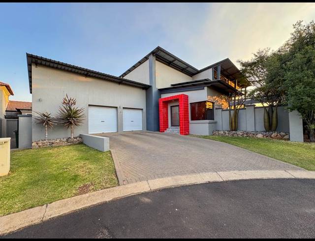 4 BEDROOM HOUSE FOR SALE IN MIDLANDS ESTATE